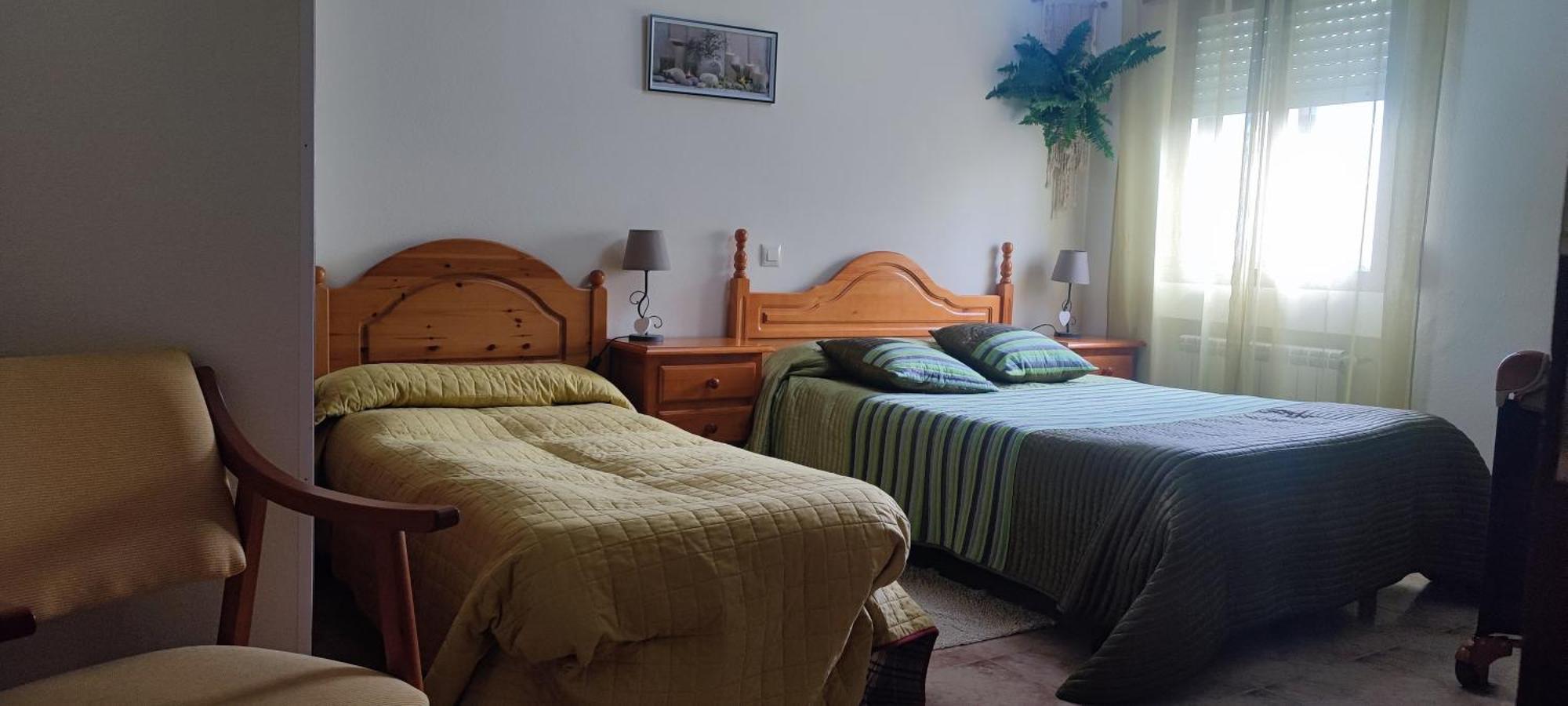El Rincon De Gredos Pensionat Navaluenga Exteriör bild